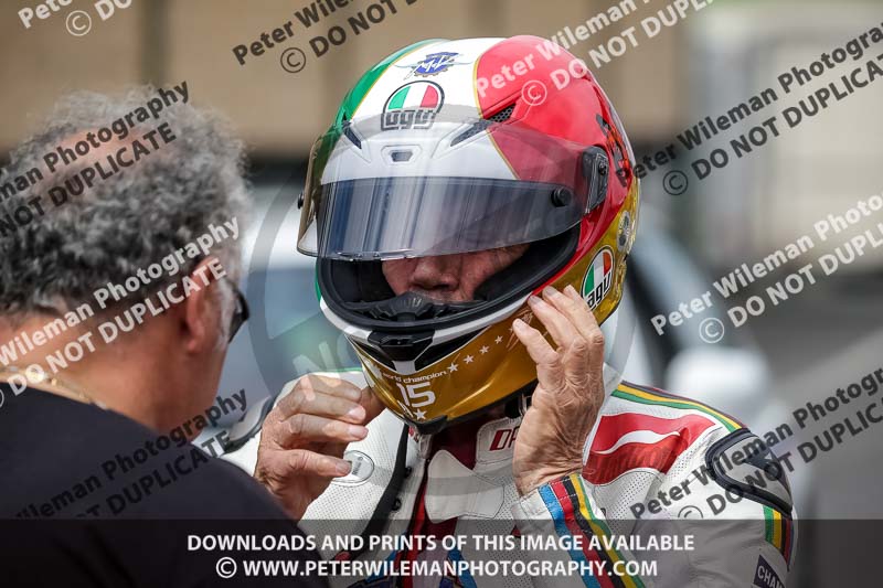 Vintage motorcycle club;eventdigitalimages;mallory park;mallory park trackday photographs;no limits trackdays;peter wileman photography;trackday digital images;trackday photos;vmcc festival 1000 bikes photographs